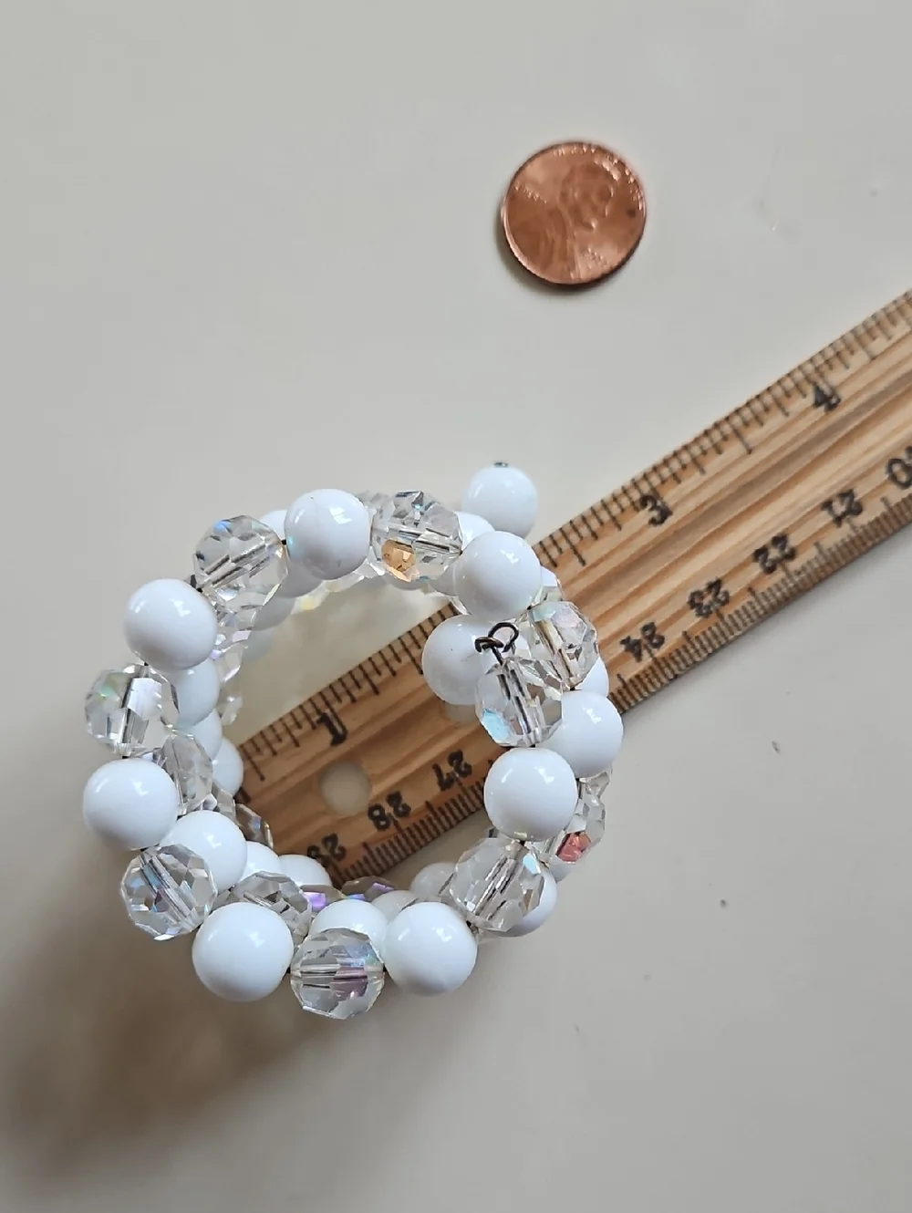 Vintage White and Aurora Borealis Crystal Beaded Memory Wire Bracelet - Picture 4 of 6